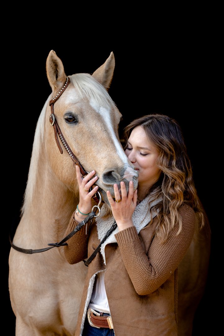portraits de chevaux photographe équin équestre claire taylor à Genève et Annecy en France et en suisse black Hoof photography
